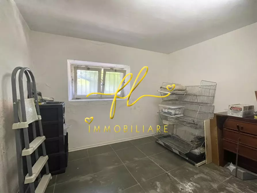 Immagine 29 di Appartamento in vendita  a Carrara