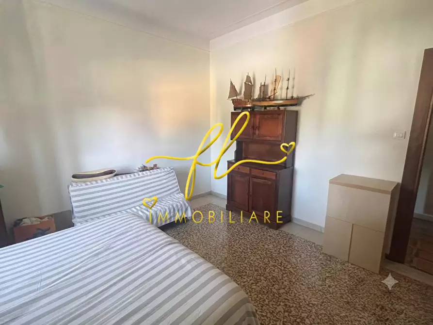 Immagine 30 di Appartamento in vendita  a Carrara