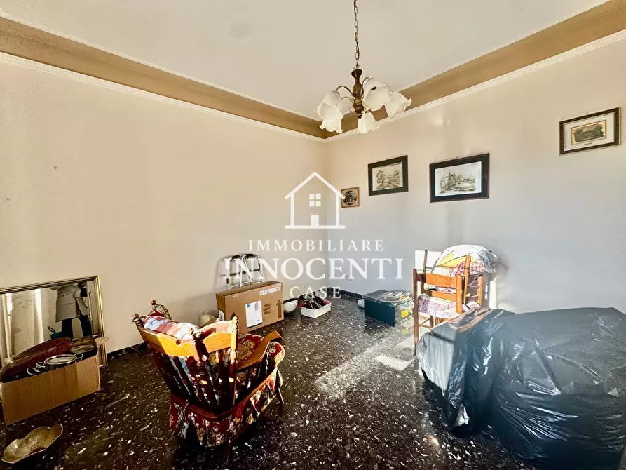 Immagine 13 di Casa bifamiliare in vendita  a Massa