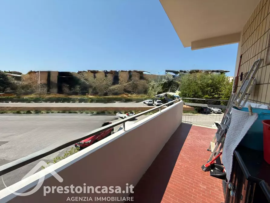 Immagine 10 di Appartamento in vendita  a Viareggio