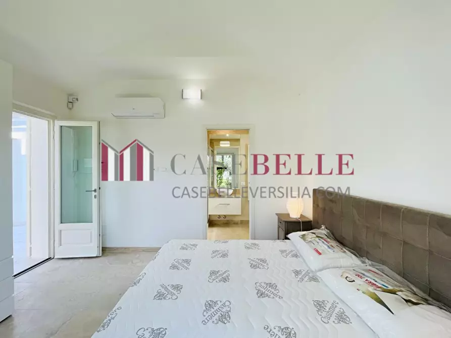 Immagine 68 di Villa in vendita  a Pietrasanta