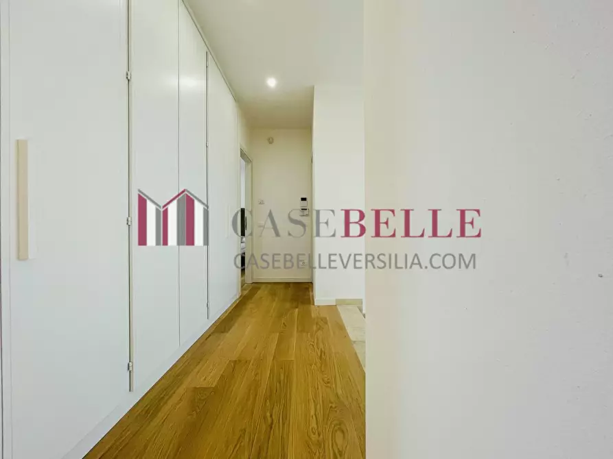Immagine 38 di Villa in vendita  a Pietrasanta