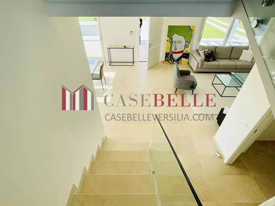 Immagine 66 di Villa in vendita  a Pietrasanta
