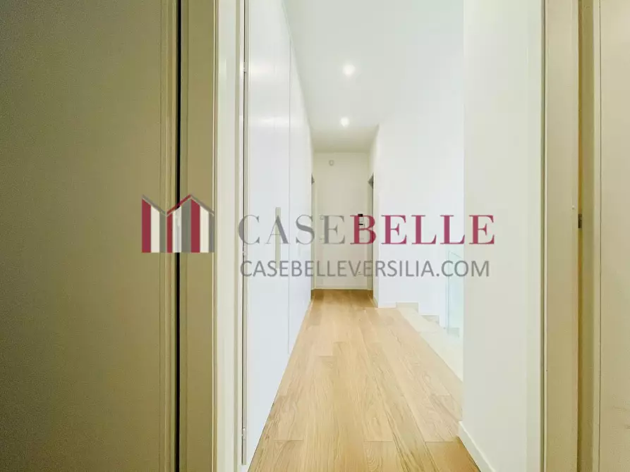 Immagine 64 di Villa in vendita  a Pietrasanta