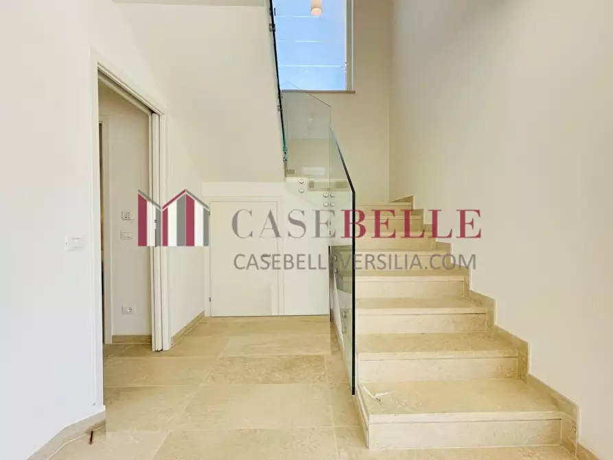 Immagine 24 di Villa in vendita  a Pietrasanta