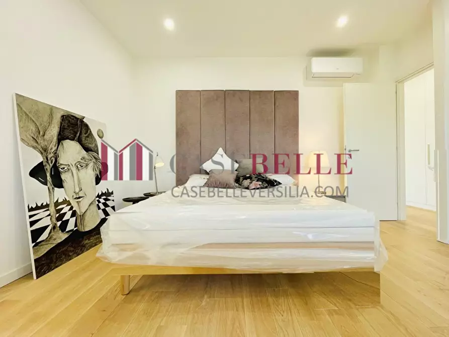 Immagine 47 di Villa in vendita  a Pietrasanta