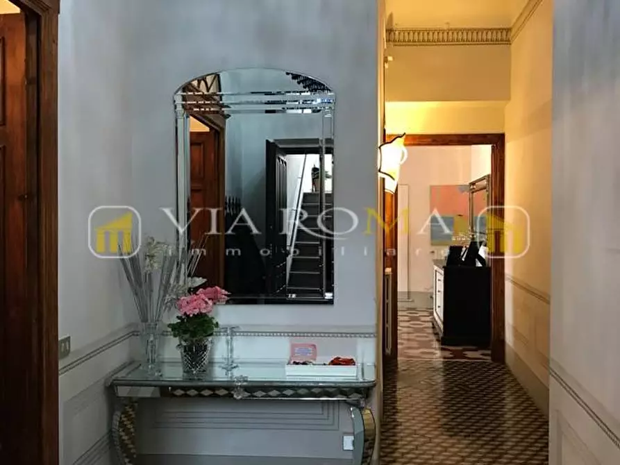 Immagine 18 di Appartamento in vendita  a Lucca
