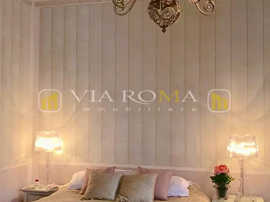 Immagine 26 di Appartamento in vendita  a Lucca