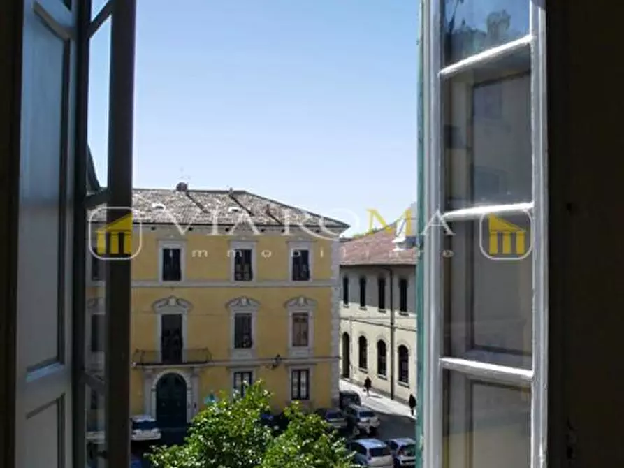 Immagine 29 di Appartamento in vendita  a Lucca