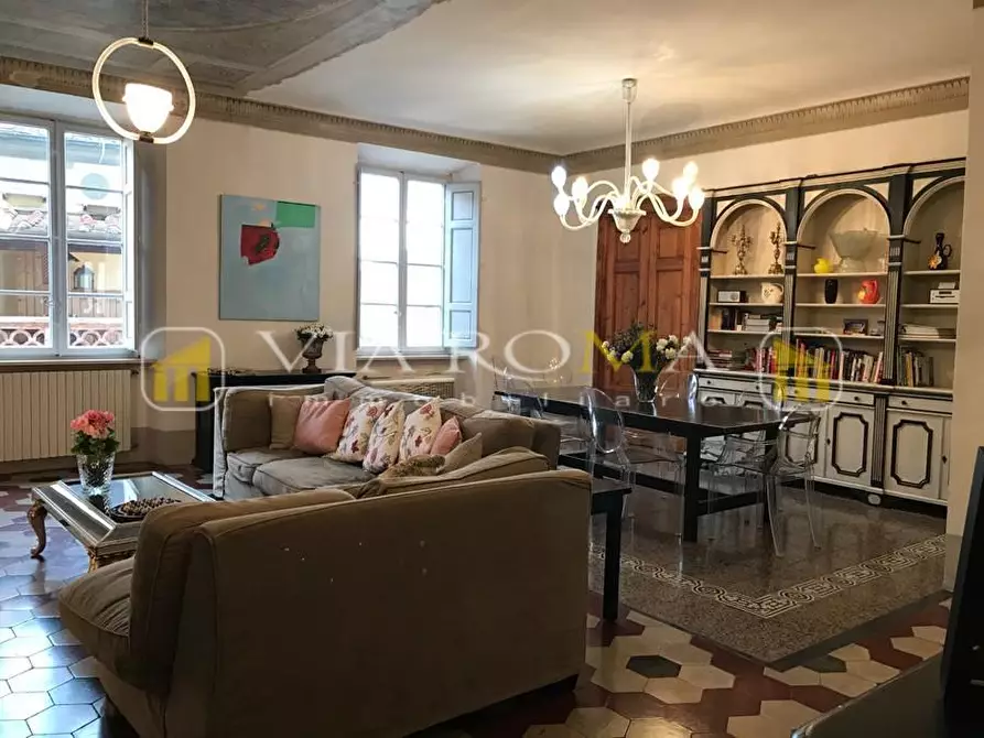 Immagine 1 di Appartamento in vendita  a Lucca