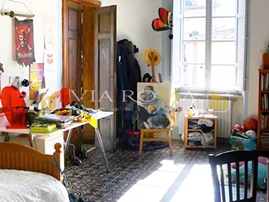 Immagine 33 di Appartamento in vendita  a Lucca