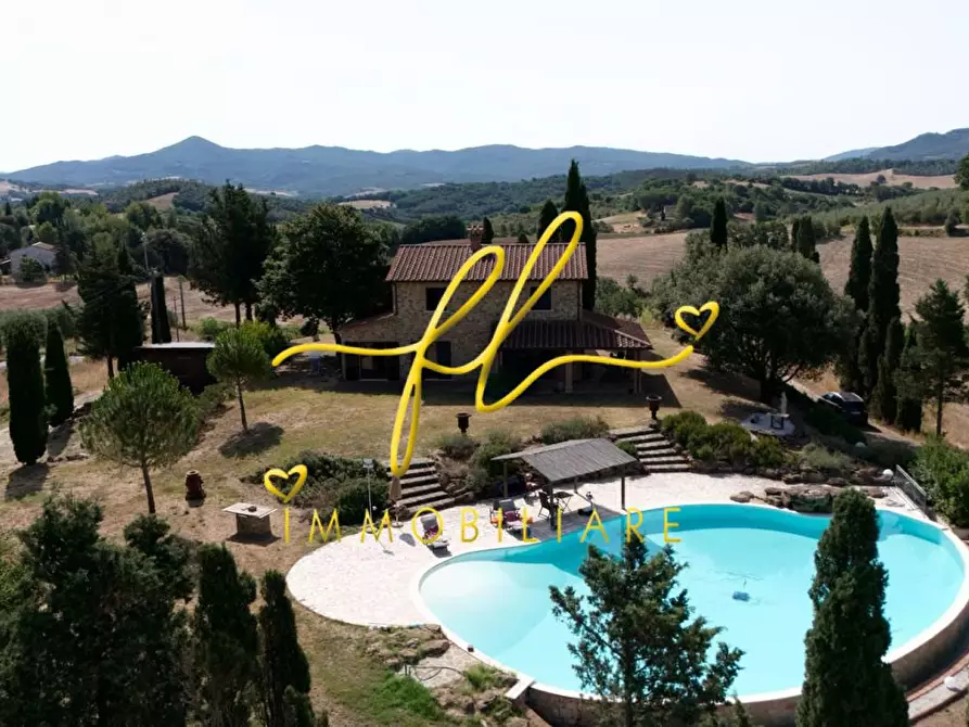 Immagine 2 di Villa in vendita  a Guardistallo