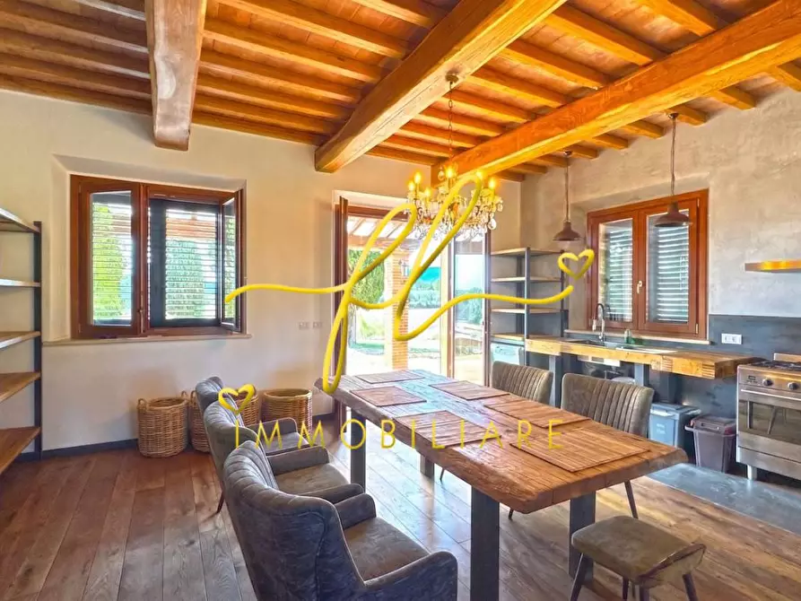 Immagine 12 di Villa in vendita  a Guardistallo