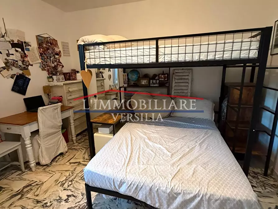 Immagine 12 di Appartamento in vendita  a Massa