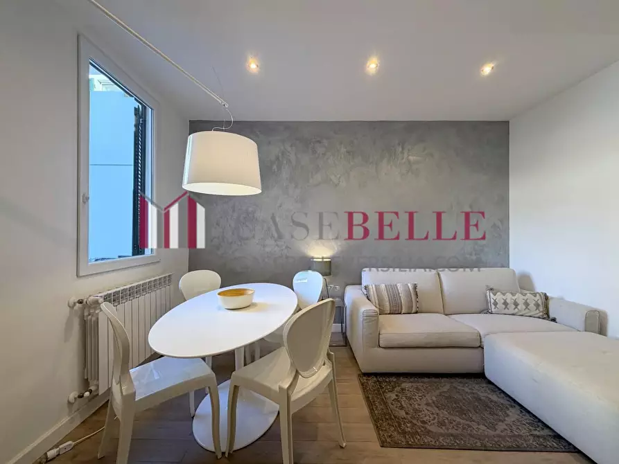 Immagine 18 di Appartamento in vendita  a Camaiore