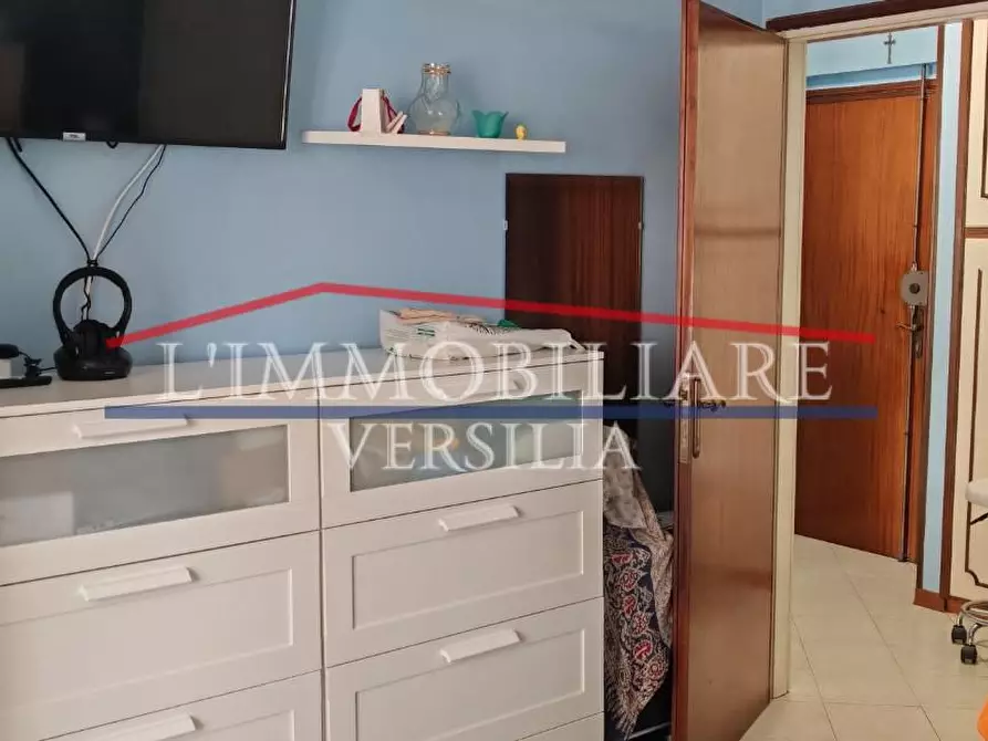 Immagine 11 di Appartamento in vendita  a Massa