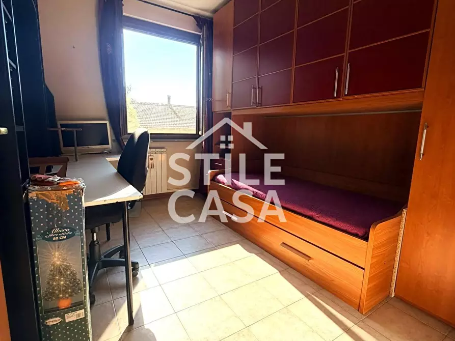 Immagine 23 di Appartamento in vendita  a Chiesina Uzzanese