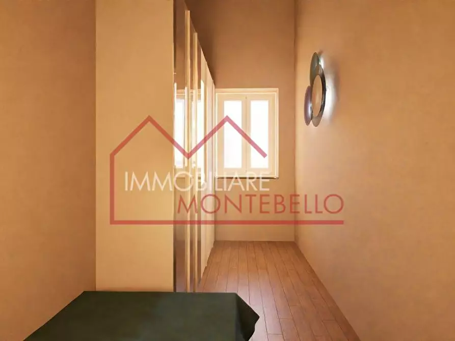 Immagine 12 di Appartamento in vendita  a Camaiore