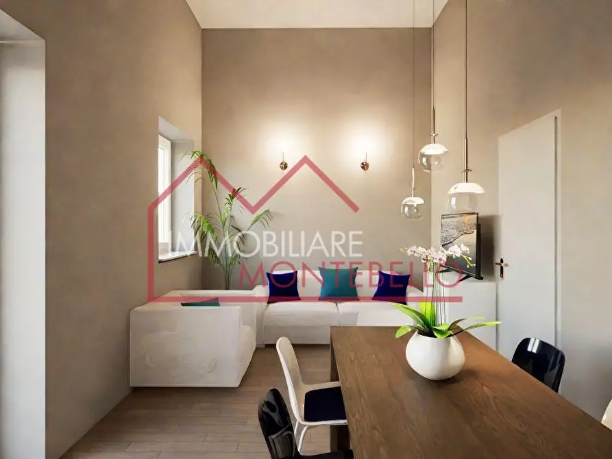 Immagine 3 di Appartamento in vendita  a Camaiore