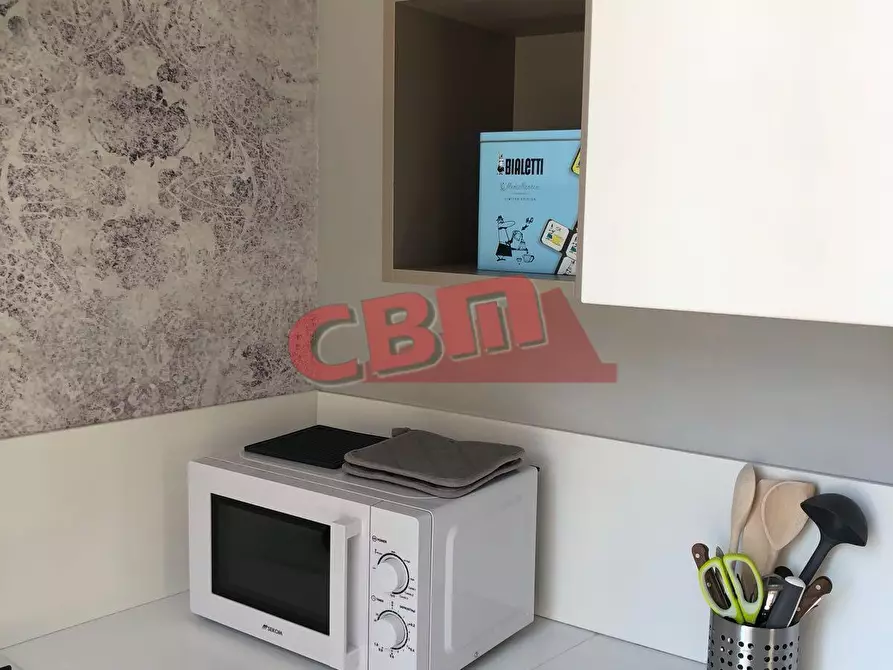 Immagine 8 di Appartamento in affitto  a Livorno