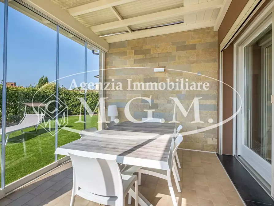 Immagine 21 di Villa in vendita  a Calcinaia