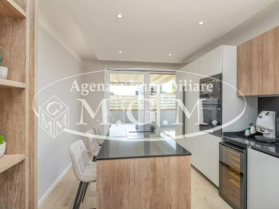 Immagine 24 di Villa in vendita  a Calcinaia
