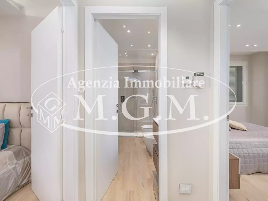 Immagine 30 di Villa in vendita  a Calcinaia