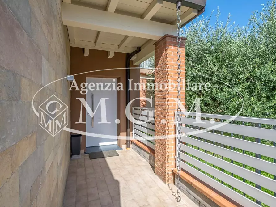 Immagine 8 di Villa in vendita  a Calcinaia