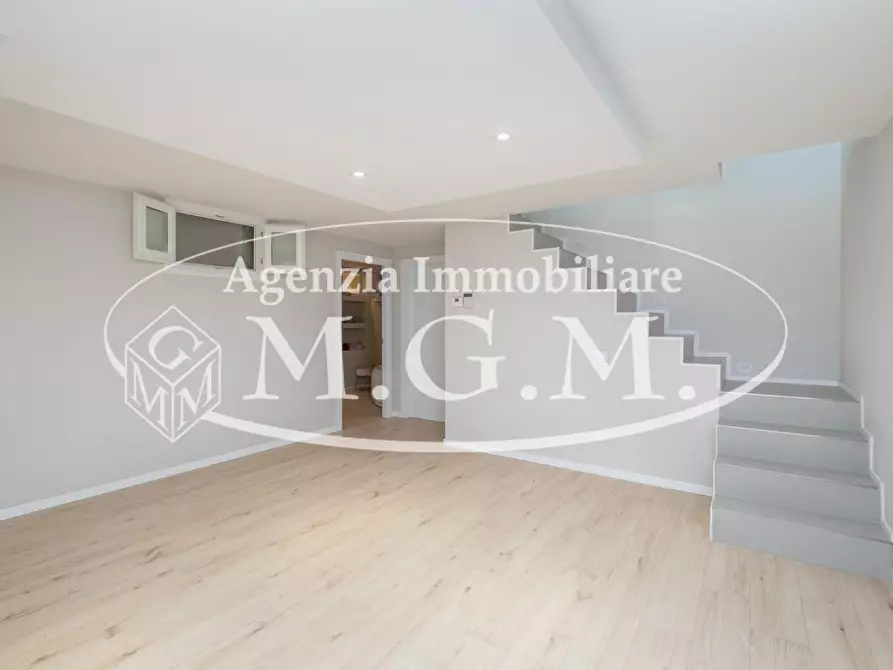 Immagine 36 di Villa in vendita  a Calcinaia