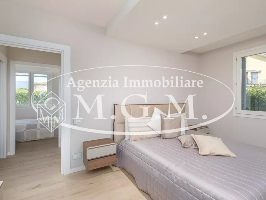 Immagine 32 di Villa in vendita  a Calcinaia