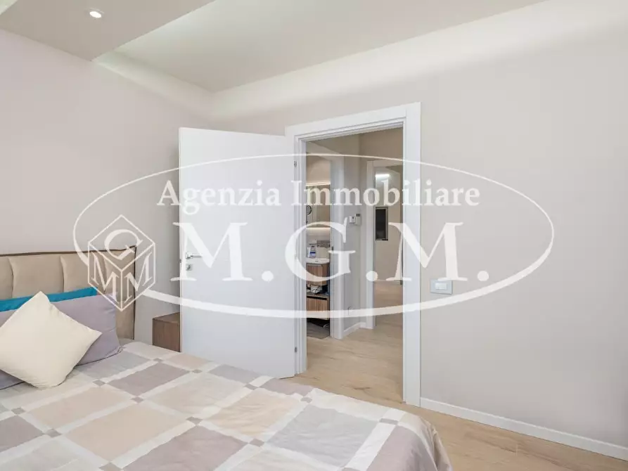 Immagine 35 di Villa in vendita  a Calcinaia