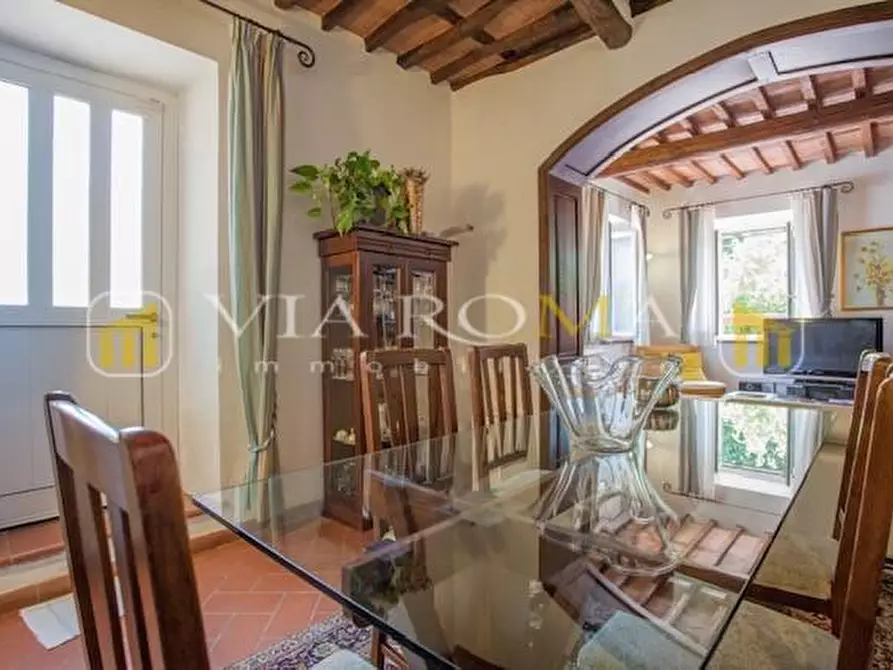 Immagine 21 di Rustico / casale in vendita  a Capannori