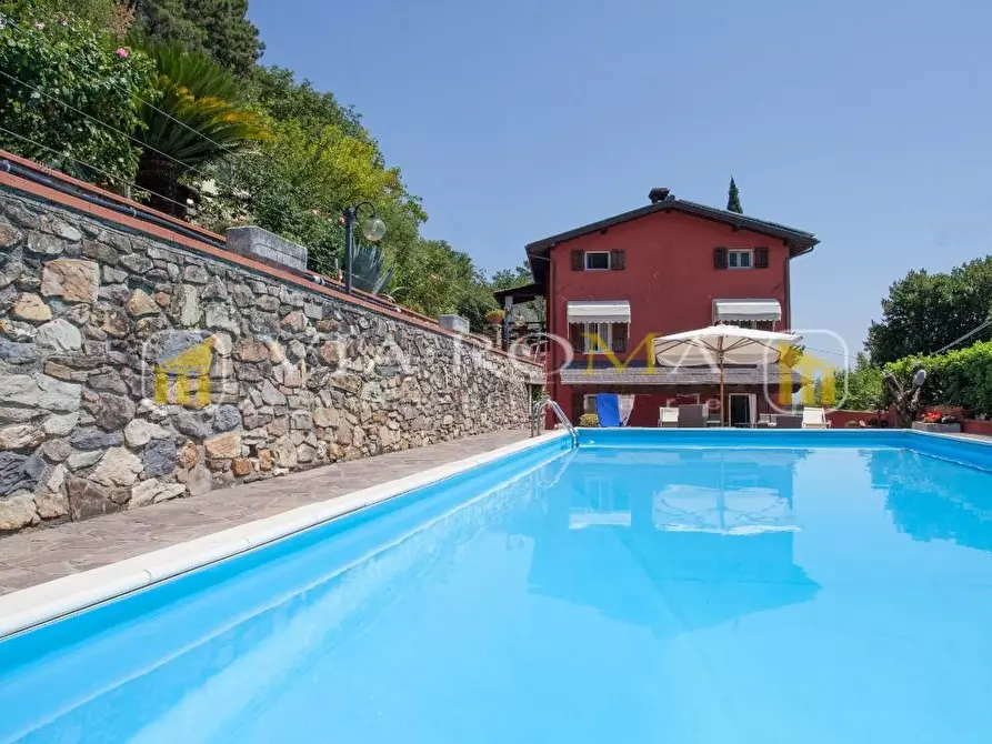 Immagine 9 di Rustico / casale in vendita  a Capannori