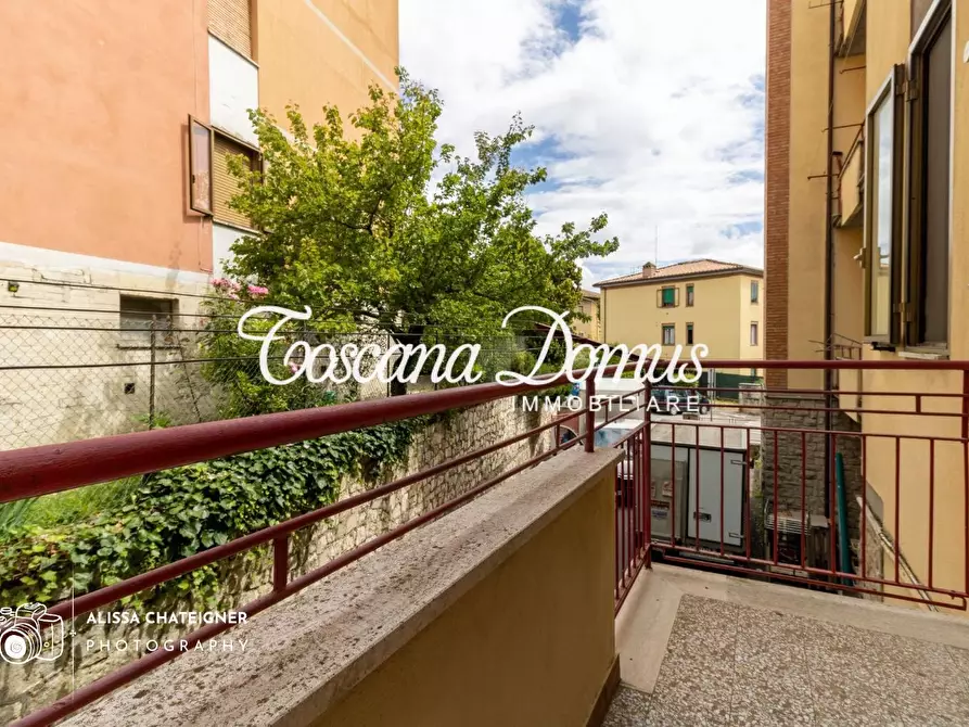 Immagine 32 di Appartamento in vendita  a Siena