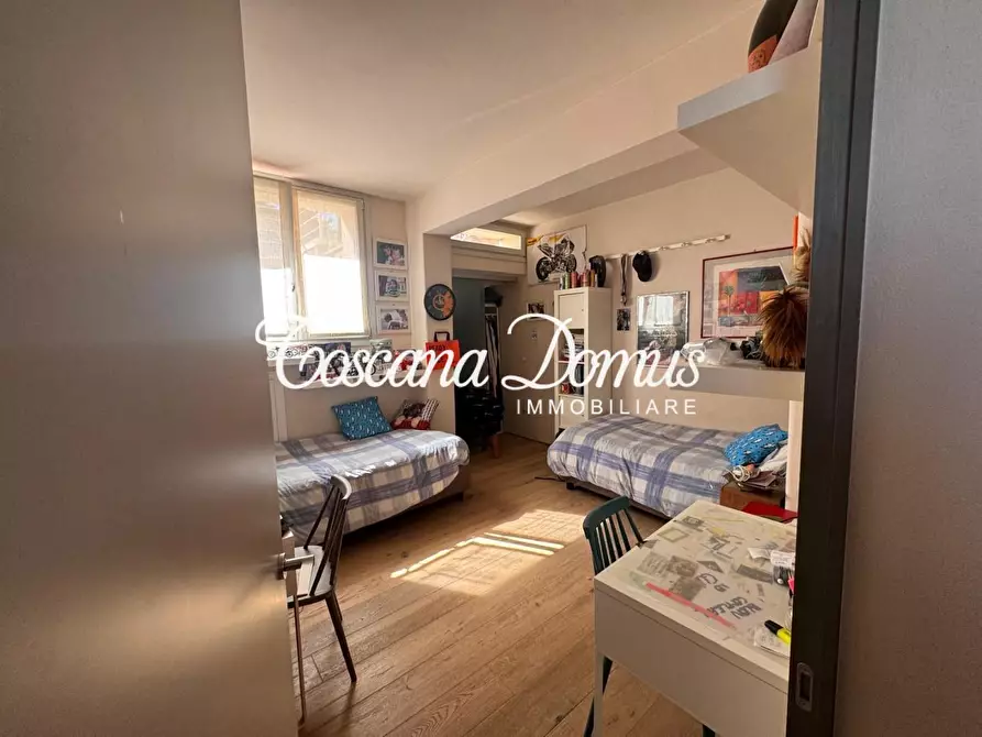Immagine 25 di Porzione di casa in vendita  a Siena