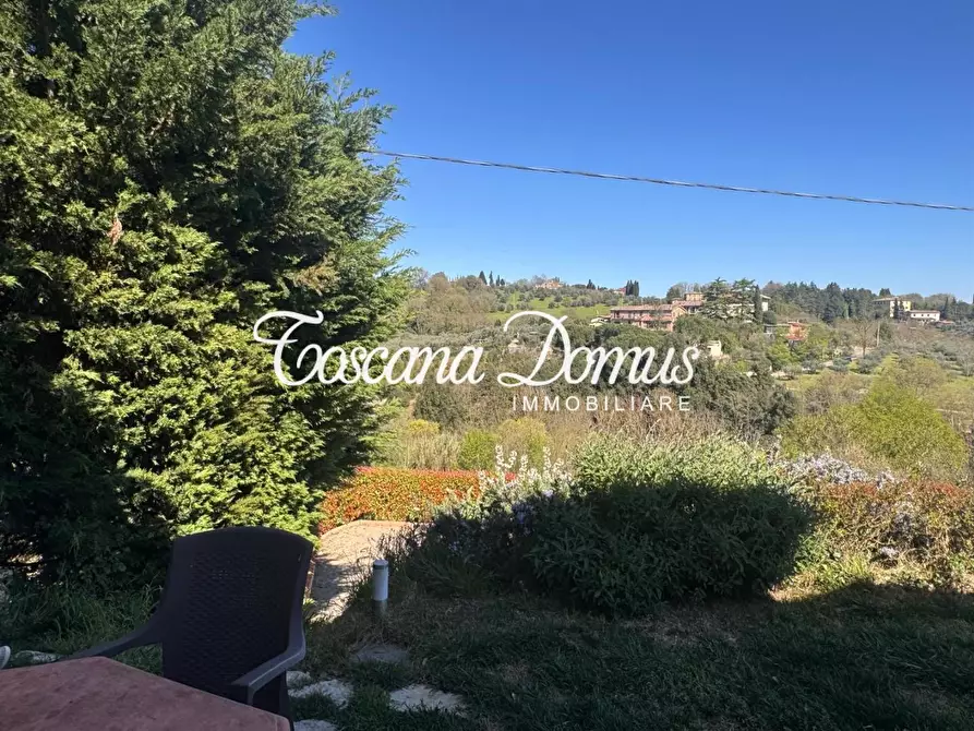 Immagine 29 di Porzione di casa in vendita  a Siena