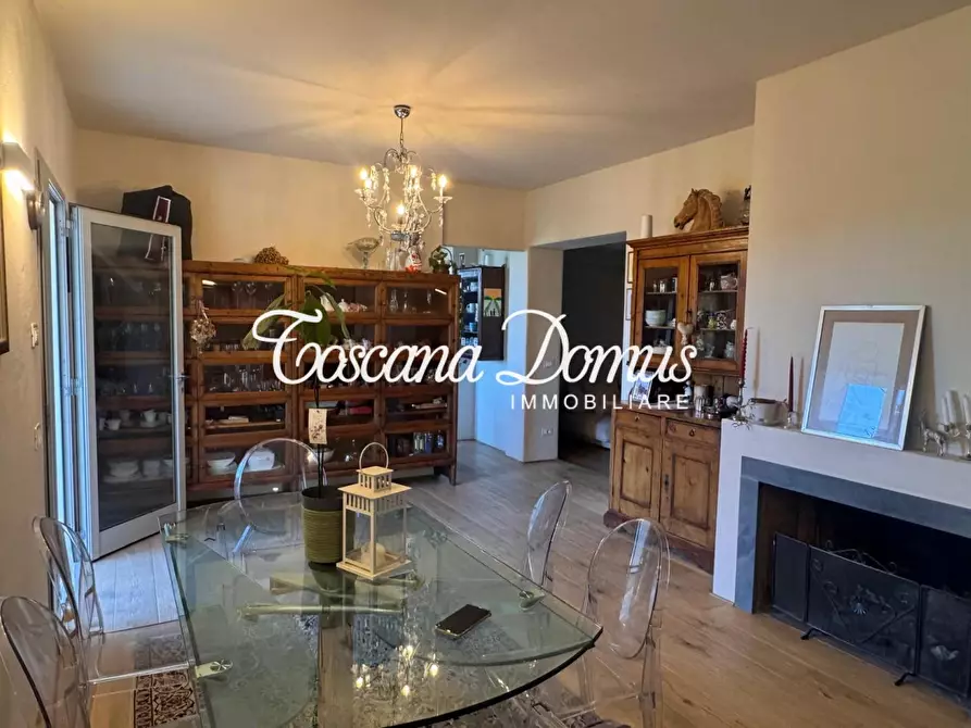 Immagine 5 di Porzione di casa in vendita  a Siena