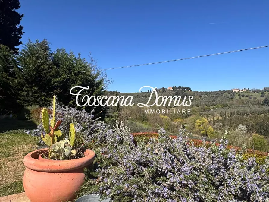 Immagine 34 di Porzione di casa in vendita  a Siena