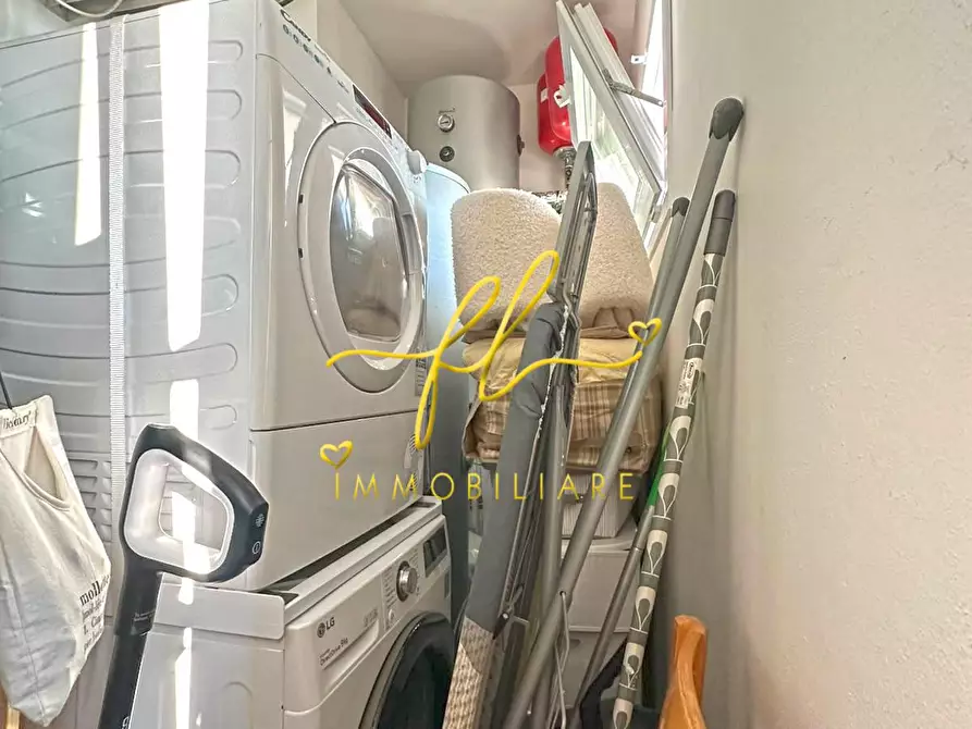 Immagine 18 di Casa quadrifamiliare in vendita  a Cecina