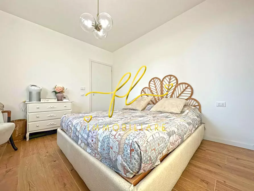 Immagine 9 di Casa quadrifamiliare in vendita  a Cecina