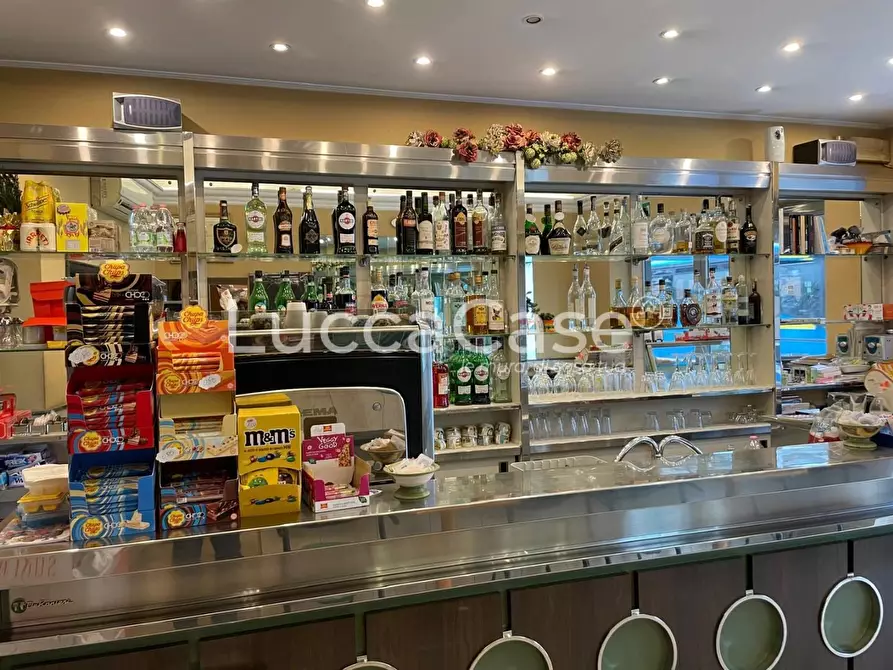 Immagine 1 di Bar / Ristorante in vendita  a Capannori