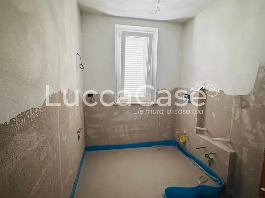 Immagine 16 di Casa bifamiliare in vendita  a Camaiore