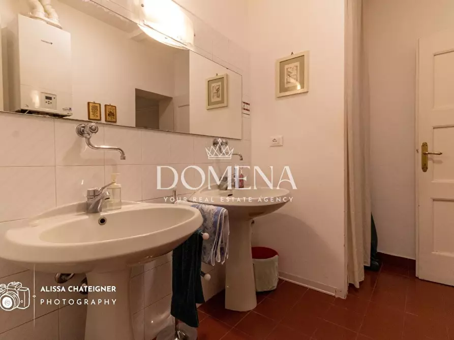 Immagine 33 di Appartamento in vendita  a Siena