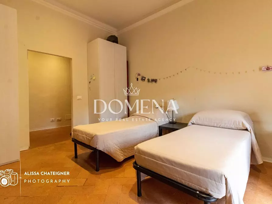 Immagine 24 di Appartamento in vendita  a Siena