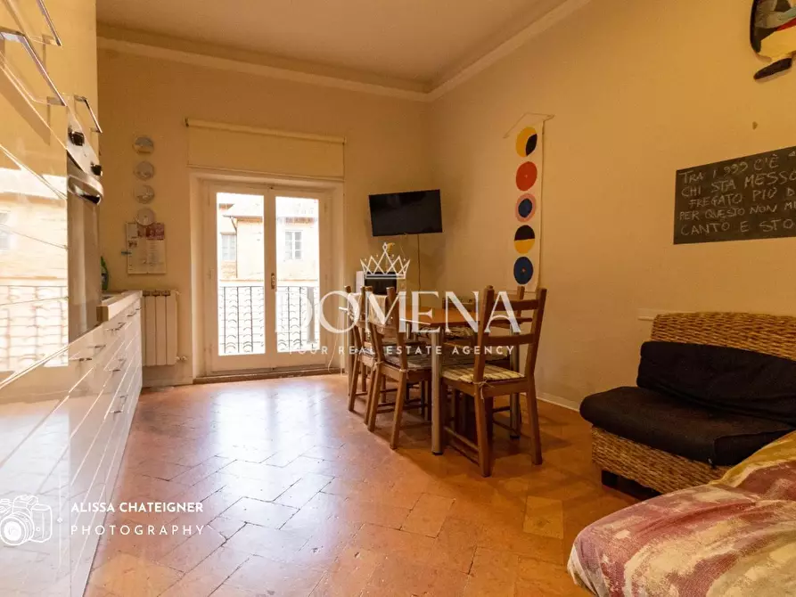 Immagine 17 di Appartamento in vendita  a Siena