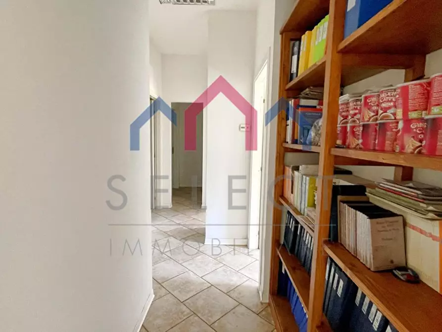Immagine 10 di Appartamento in vendita  a Borgo A Mozzano