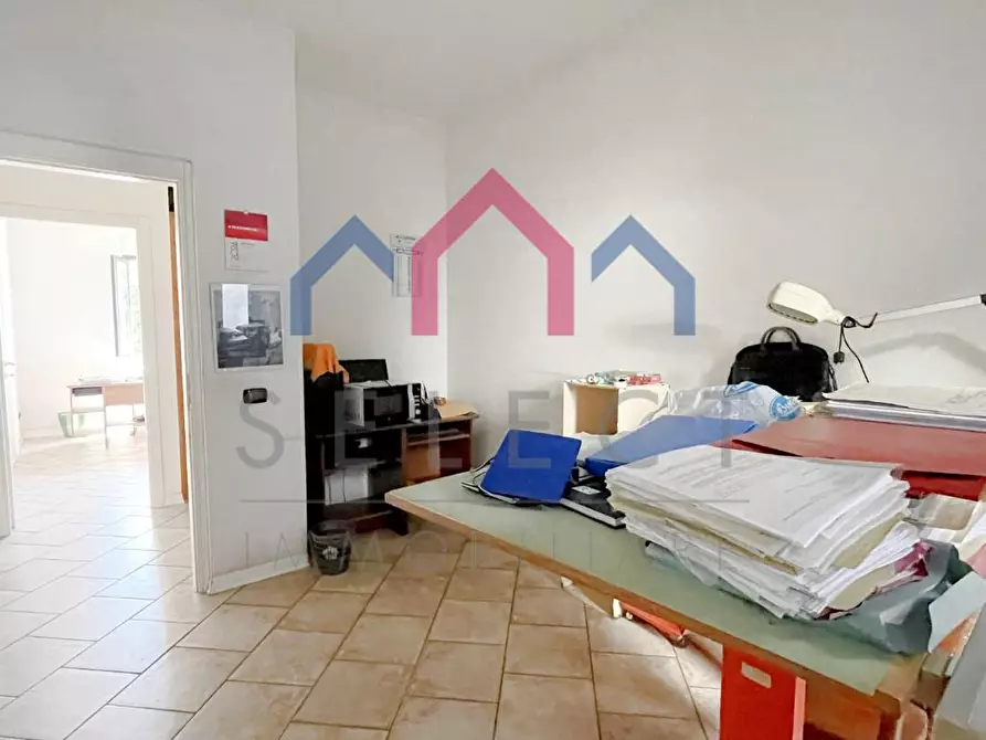 Immagine 13 di Appartamento in vendita  a Borgo A Mozzano