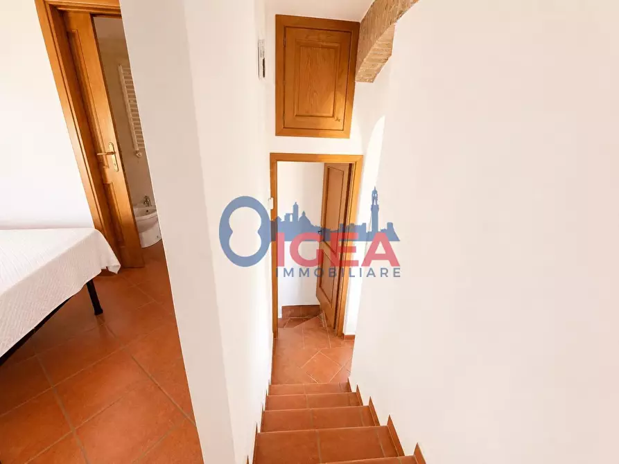 Immagine 12 di Appartamento in vendita  a Siena