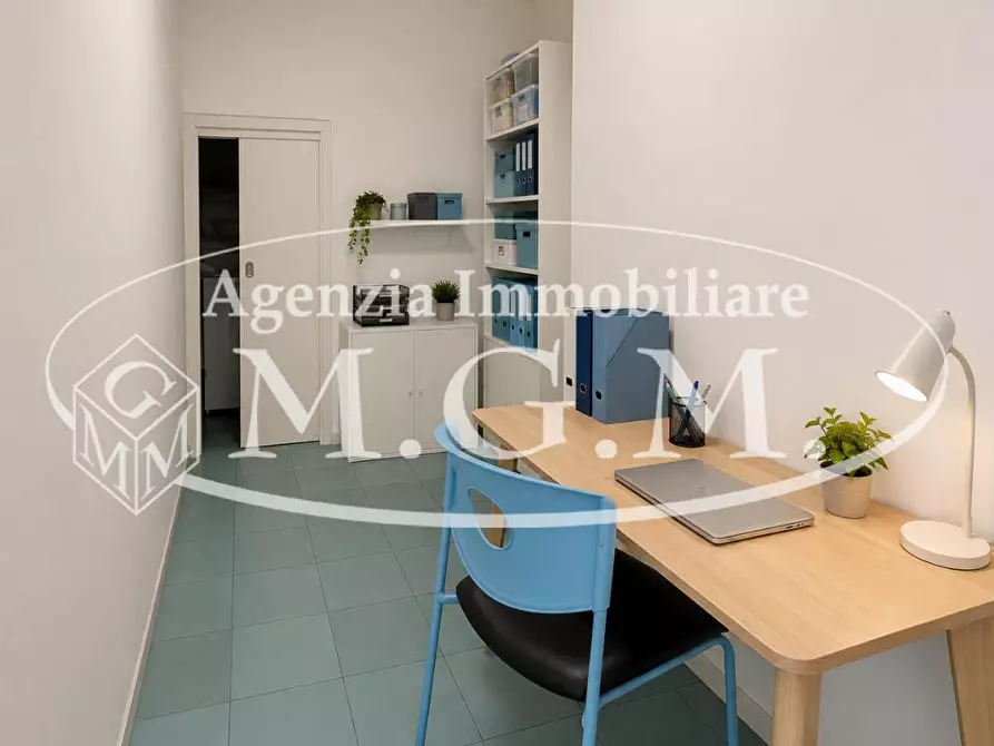 Immagine 4 di Ufficio in affitto  a Pontedera