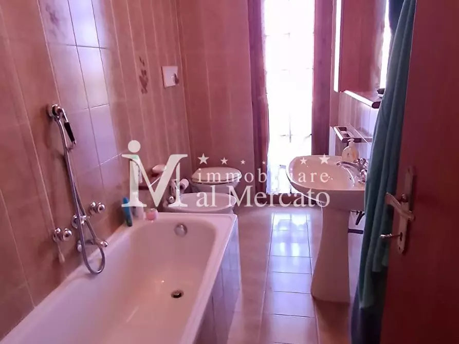 Immagine 21 di Villetta a schiera in vendita  a Viareggio